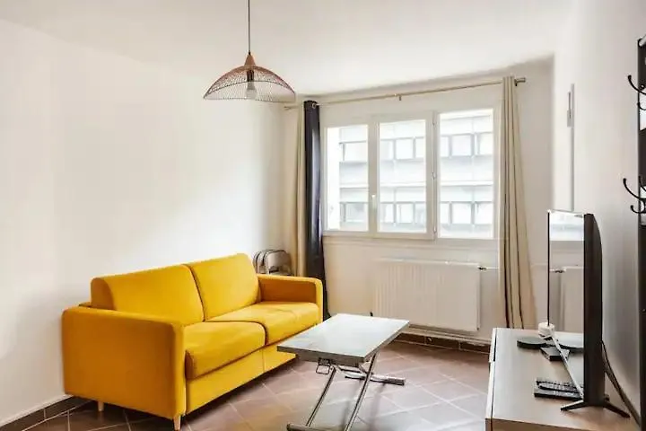 Superbe Studio Gambetta * פריז